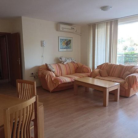 Magical Apartment In Marina View Fort Beach Sveti Vlas Eksteriør bilde
